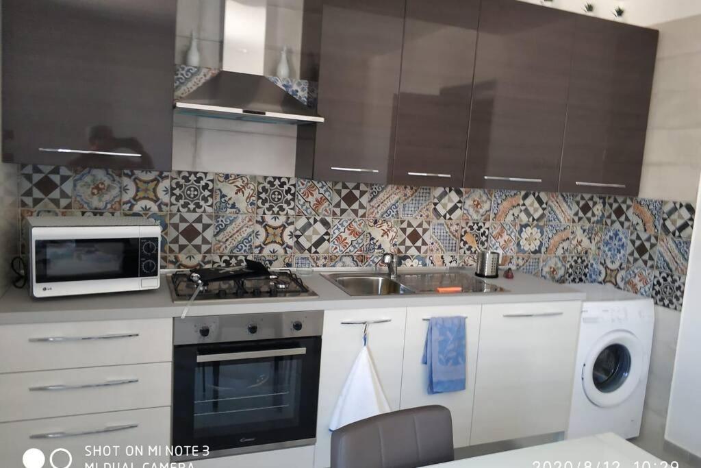 Home Sweet Home Appartamento Ricco Di Comfort Palermo Exterior foto